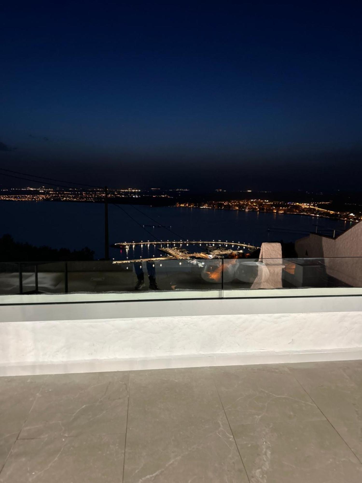 Appartement Duplex Rosas Avec Terrasse Magnifique Jacuzzi Vue Mer ภายนอก รูปภาพ