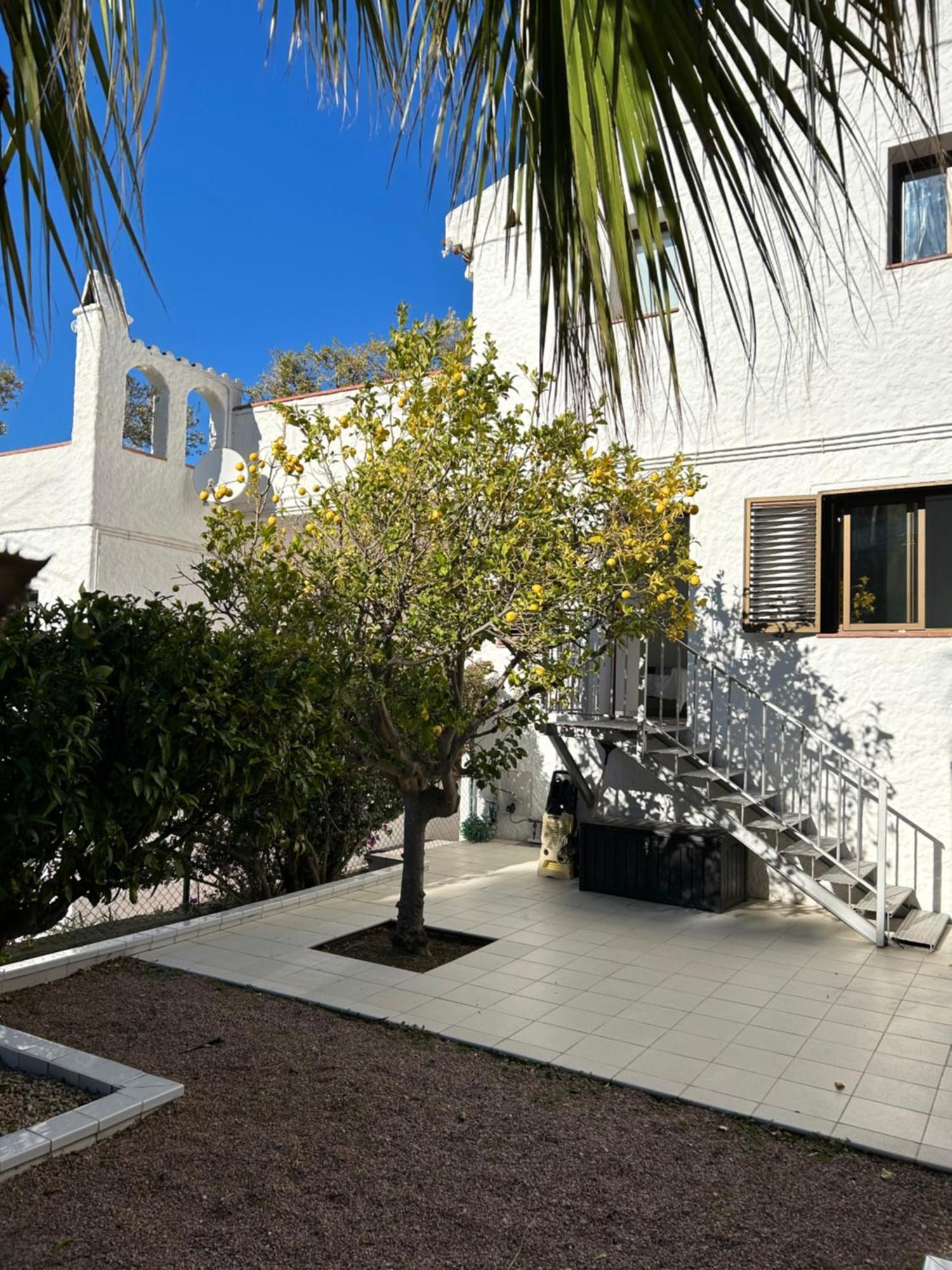 Appartement Duplex Rosas Avec Terrasse Magnifique Jacuzzi Vue Mer ภายนอก รูปภาพ