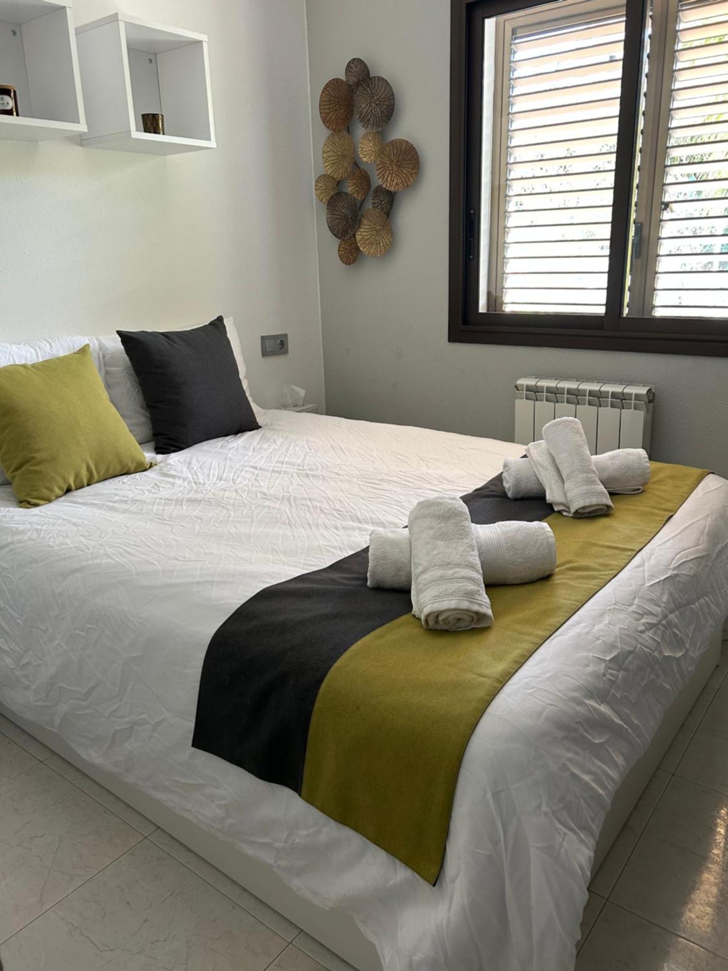Appartement Duplex Rosas Avec Terrasse Magnifique Jacuzzi Vue Mer ภายนอก รูปภาพ