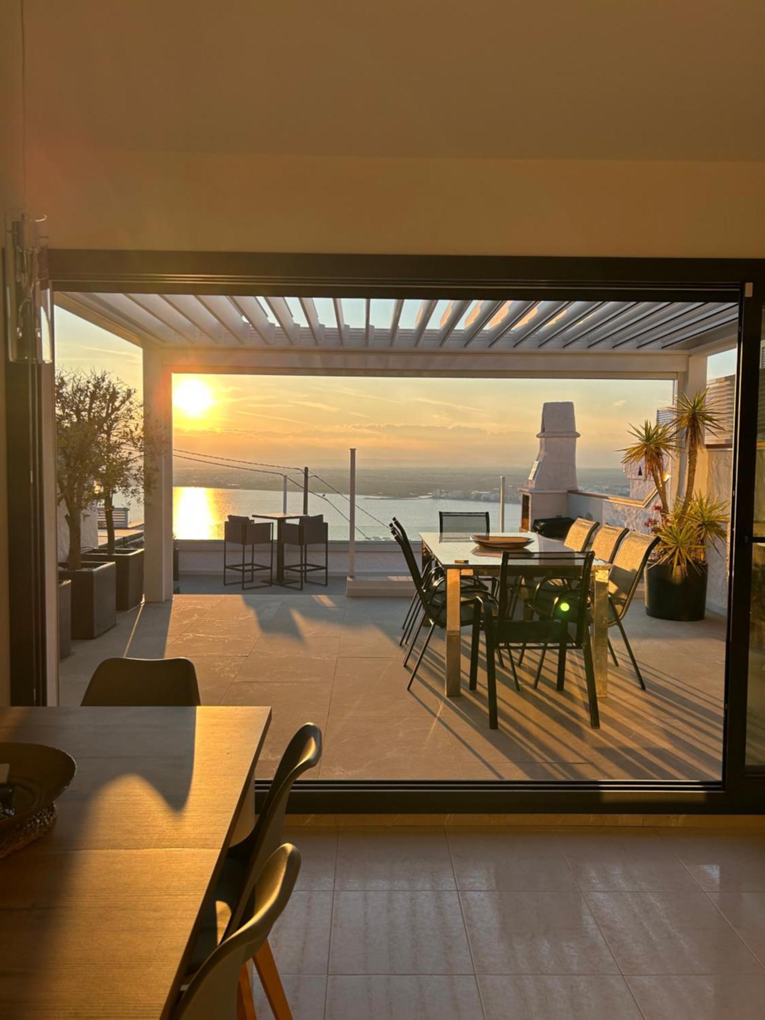 Appartement Duplex Rosas Avec Terrasse Magnifique Jacuzzi Vue Mer ภายนอก รูปภาพ