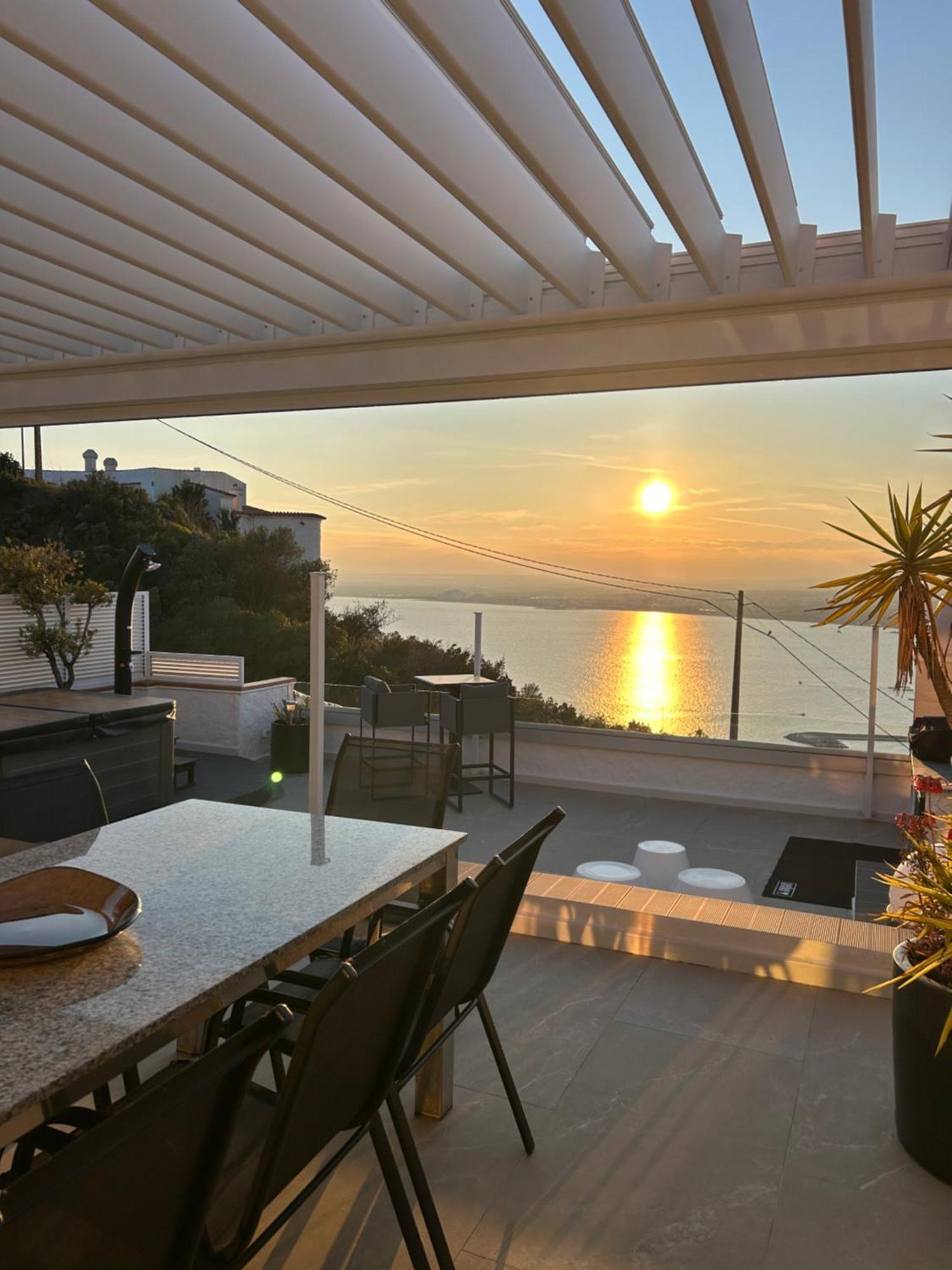 Appartement Duplex Rosas Avec Terrasse Magnifique Jacuzzi Vue Mer ภายนอก รูปภาพ